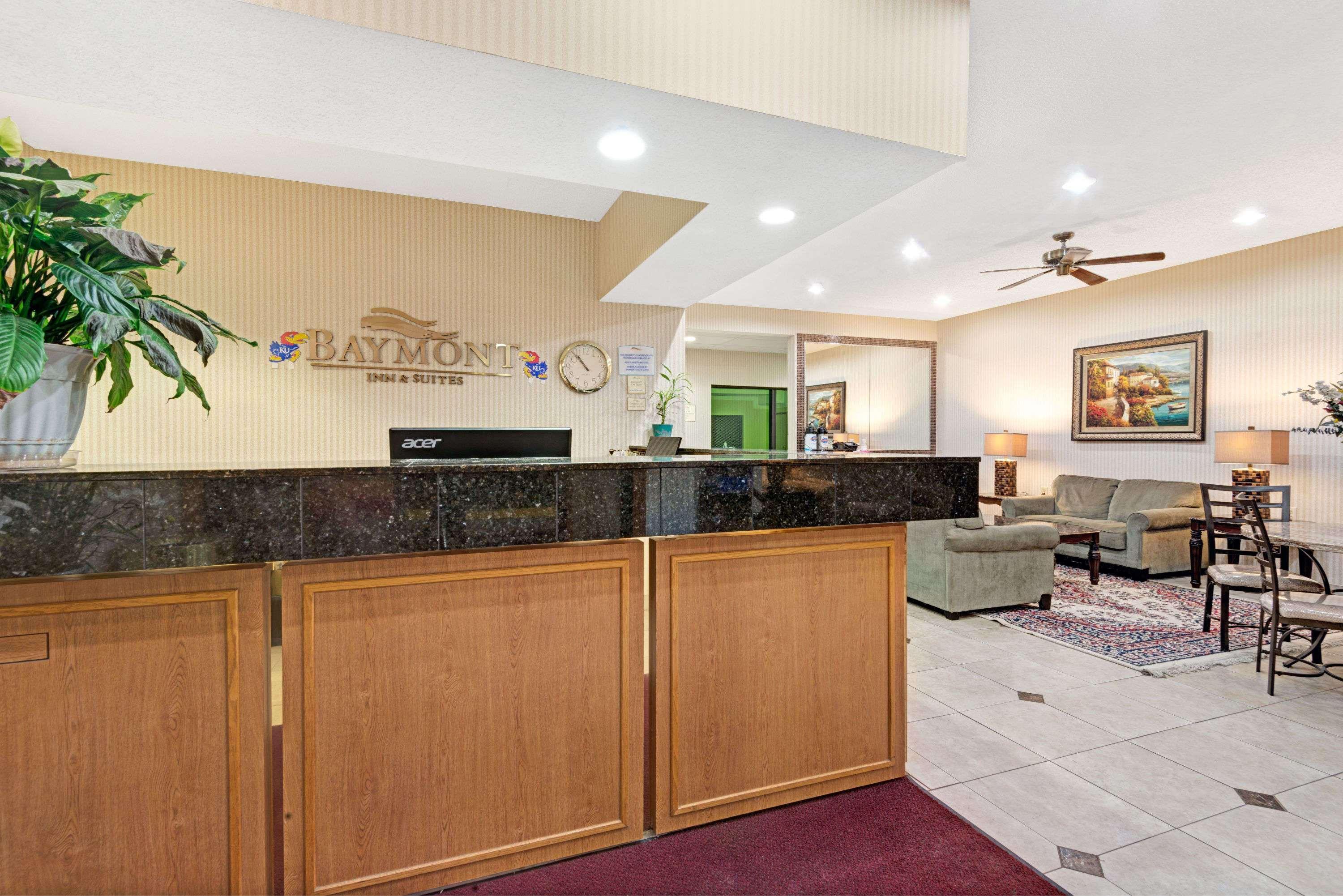 Baymont By Wyndham Lawrence Otel Dış mekan fotoğraf